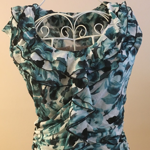 Mesh Gorgeous Floral Print Ruffle Top! - Picture 3 of 3